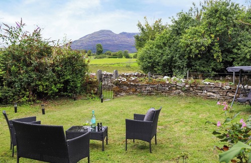 Maentwrog Cottage | Cynfal Fawr Farmhouse