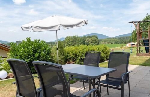 Blachendorf Apartment | Gemütliche Ferienwohnung für 2-6 Personen (70 qm) mit Sonnenterrasse