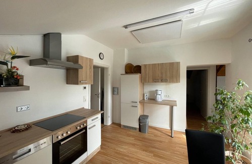 Blaibach Apartment | Gemütliche Ferienwohnung im 2.og Unterm Dach mit Kamin