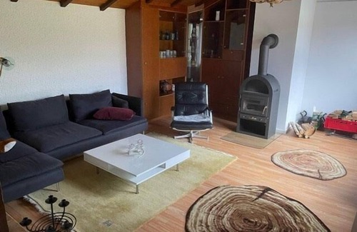 Blaibach Apartment | Gemütliche Ferienwohnung im 2.og Unterm Dach mit Kamin