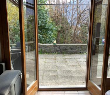 Biasca Apartment | Gemütliche Gartenwohnung im Tessin, 70 qm