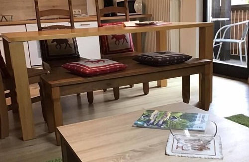 Lindberg Apartment | Gemütliches Feriendomizil (60 m2) im Bayerischen Wald mit Panoramabalkon