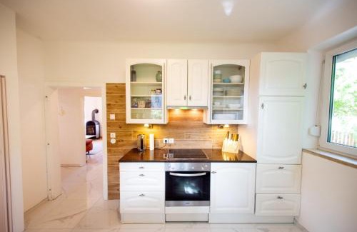 Neulengbach House | Gemütliches Haus mit Schwedenofen im Wienerwald