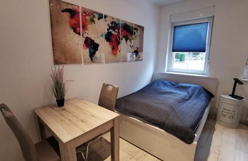 Swisttal House | Gemütliches Zimmer mit eigenem Bad und Küche