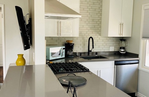 San Diego Apartment | GEM - 1 - Island Ct.