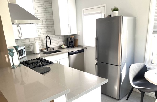 San Diego Apartment | GEM - 1 - Island Ct.