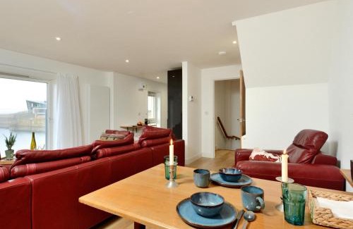 Eyemouth House | Generals Yard