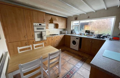 Darlington House | Geneva Cottage Darlington