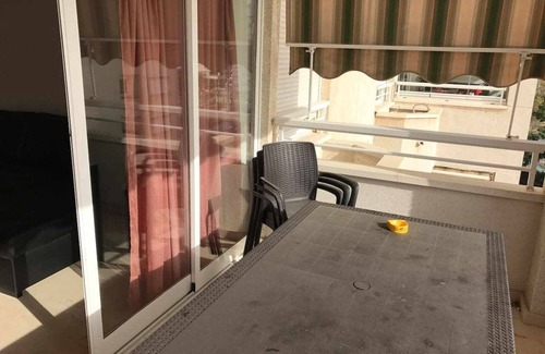 Cabo de las Huertas Apartment | Genial Apartamento frente al Mar en Urbanización Completa (piscina, jardín etc)