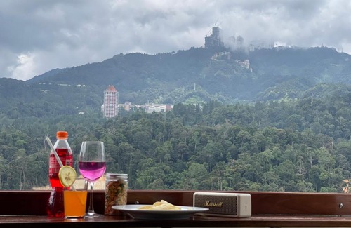 Genting Highlands Apartment | Genting View Resort Duplex Penthouse 5R4B 17pax by Jen.dehome
