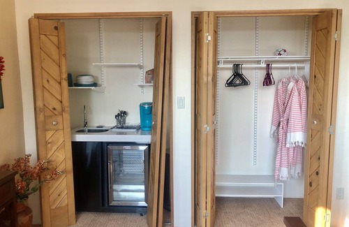 Skyway Cottage | Genuine Santa Fe Adobe Casita