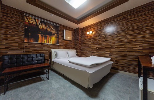 Geochang Hotel | Geochang Hwangsil