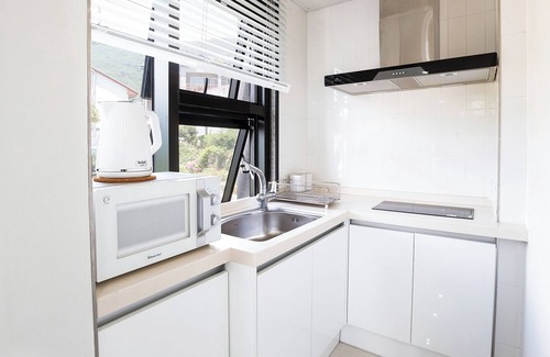 Geoje House | Geoje Lesoleil Poolvilla Pension