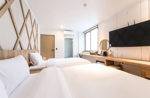 Geoje Hotel | Geojedo Jangseungpo Hotel Carara
