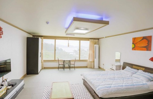 Geoje House | Geojedo Nomad Pension