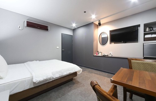 Songpo-ri Hotel | Geojedo Sadeung Khan
