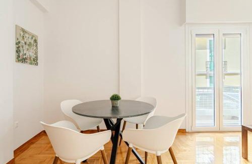 Ilisia Apartment | George's Cozy 60m2 Apartment 7' Metro