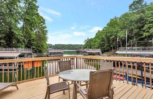 Flowery Branch House | Georgia Lakeside Getaway with Private Pool