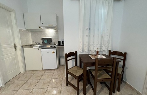 Katapola Hotel | Georgia Studios