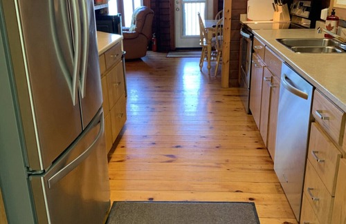 Big Bay Cottage | Georgian Bay 3 Bedroom Chalet - Annan, Ontario