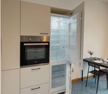Metternich Apartment | Geräumige 3-Schlafzimmer-Wohnung in Koblenz nahe Uni