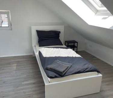 Eschelbronn Apartment | Geräumige Ferienwohnung Eschelbronn