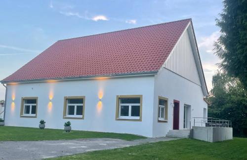 Halle Apartment | geräumige Wohnung mit Terrasse