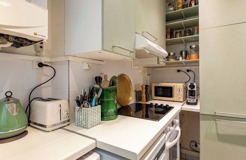 Quartier Sainte-Marguerite Apartment | Geranimus LE VOLTAIRE