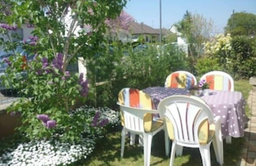 Saint Joseph/Mittelharth Apartment | Geranium Apartment 3*