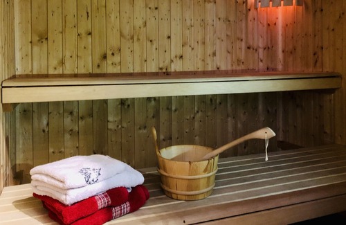 Gerardmer Ski Chalet | GERARDMER Gite Sauna & Spa 4**** 6 bedrooms, very spacious.