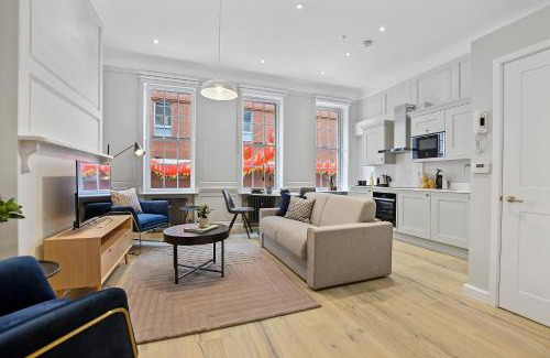Chinatown Apartment | Gerrard Place by Aeria Apartments
