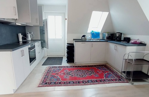 Blankenese Apartment | Gesamte Unterkunft: Neue Eigentumswohnung · Gastgeber:in ist Tanmaya