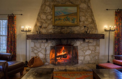 Hunt House | Get away at Mo-Ranch!