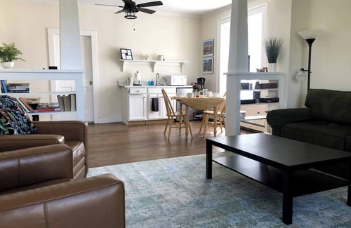 Buena Vista Apartment | Get away to BV with a King Bed and Downtown