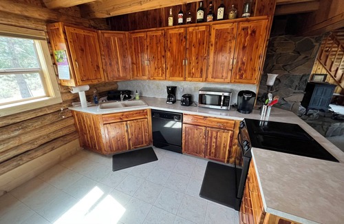 Wheeler County Cabin | Get Back to Nature - A Peaceful Cabin Retreat Where Stars Shine Bright!