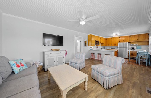 Gulf Shores House | Get Down to Beachness by Liquid Life