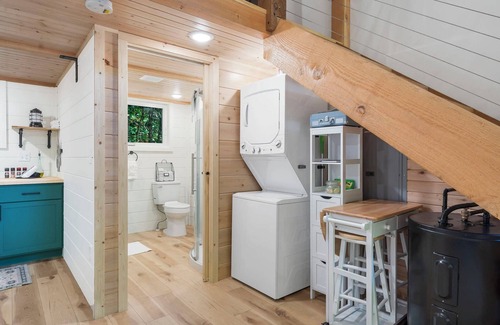 Branson Cabin | Get Your Glamp On! 2 Modern, Secluded Cabins Minutes to All Attractions