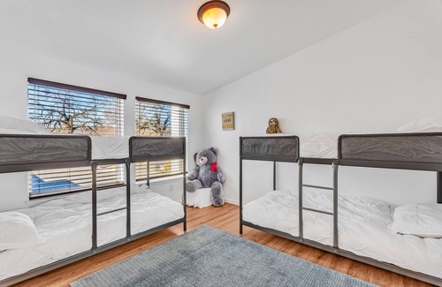 Pilot Hill Other | Getaway Ranch-House w/Hot Tub, and King Bed
