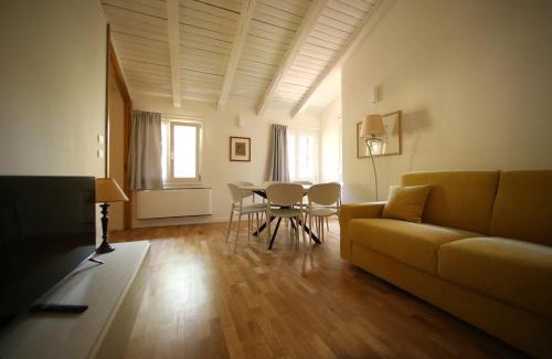 Historic Center Apartment | GetTheKey Attico Marsili