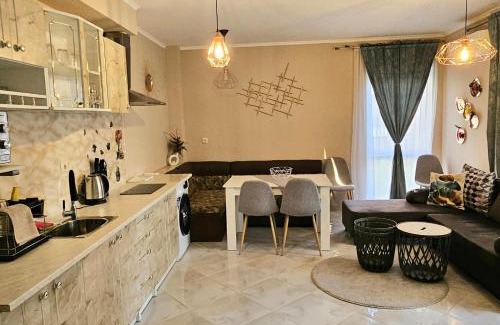 Chernomorets Apartment | GG Garden Deluxe