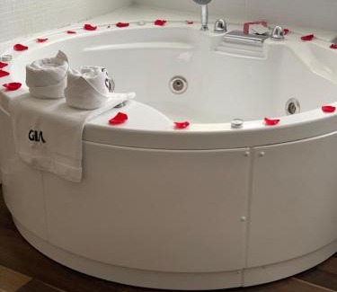 Caracal Apartment | GIA Suites