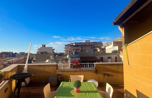 Capaci Apartment | Giambona House