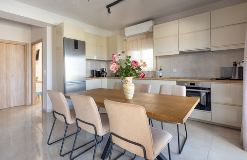 Kefalas Villa | Gianna's Panoramic Seaview Twin Villas with pool 1