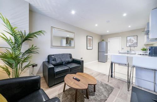 Belfast Apartment | Giants Causeway-1bd Ap - Gold Short Term Stays