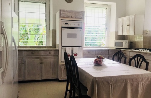 Gibbs Bay House | Gibbes Great House - Sleeps 8, West Coast Barbados