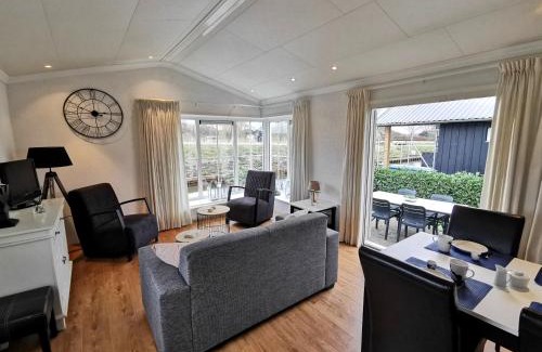 Giethoorn Ski Chalet | Giet Oan gelegen op Resort Venetië