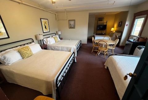 Provincetown Hotel | Gifford House