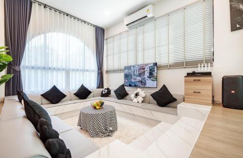 Pak Chong Villa | Gift Pool Villa Khaoyai เขาใหญ่ บ้านพักเขาใหญ่ พูลวิลล่าเขาใหญ่