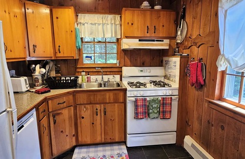 Southwest Harbor Cottage | Gilbert Cottage - wooded privacy in Southwest Harbor