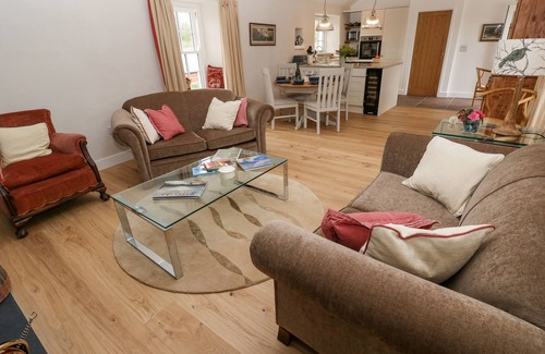 Helston House | GILLY SKYBER, pet friendly, with a garden in Mawgan
